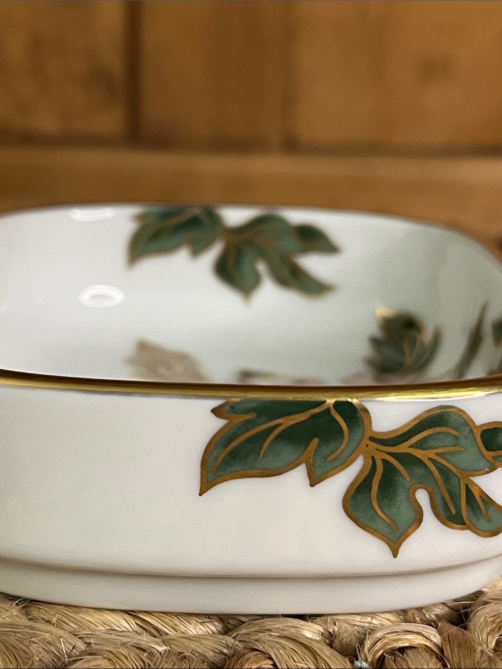 Discontinued Fitz&Floyd “Cloisonné Peony” Patterned - Soap Dish, With Gold Trim - Picture 6 of 8
